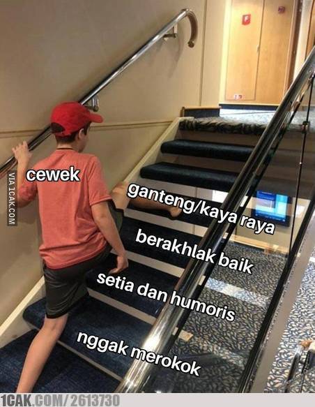 10 Meme Lucu 'Tipe Suami Idaman' Ini Bikin Cowok Pengen Memantaskan Diri