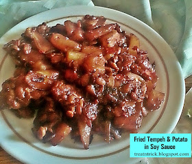 Fried Tempeh & Potato in Soy Sauce @ treatntrick.blogspot.com