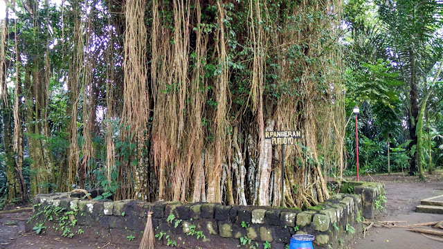 Hikayat Gunung Tidar dan Peninggalannya