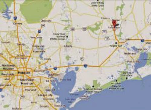 Detailed Description Of Dark Triangle Ufo Over Lumbeton Texas 1999
