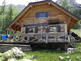 Rifugio dei pastori Prgarca in alta Krma Rifugio dei pastori Prgarca in alta Krma
