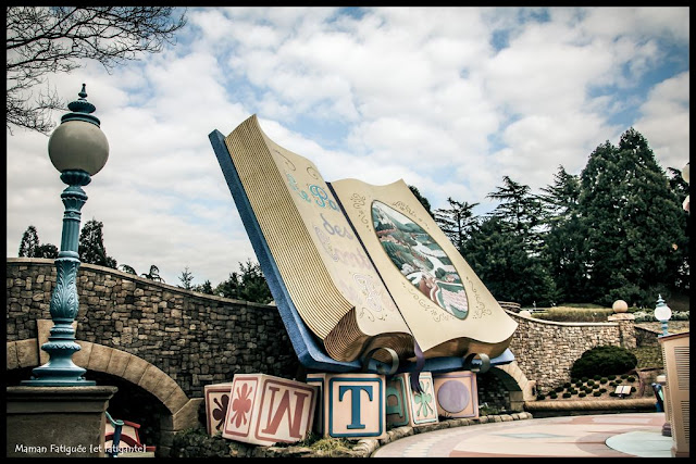 disneyland paris conte de fée