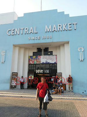 Central Market atau Pasar Seni