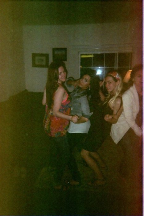 Demi Lovato Katelyn Tarver Cute Rare Pic Posted by DisneyStreet at 1155