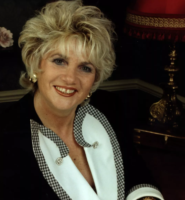 tina-knight