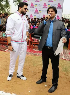 Avinash Tripathi hosting a Program with Abhishek Bacchan