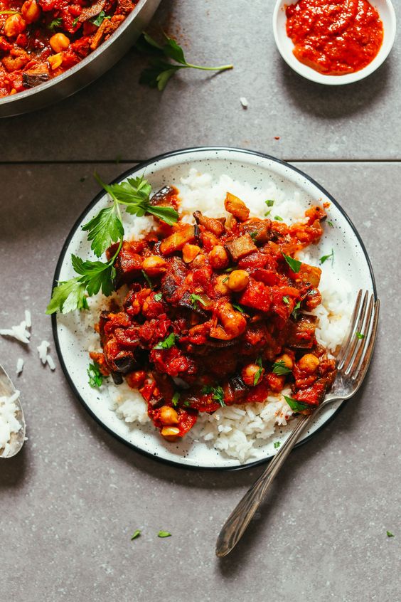 Moroccan-spiced tomato stew with roasted eggplant, smoky spices, and chickpeas! An incredibly comforting, satisfying 10-ingredient meal inspired by the flavors of zaalouk.