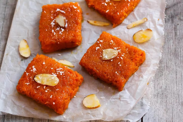 Gajar Ki Barfi Recipe in Hindi