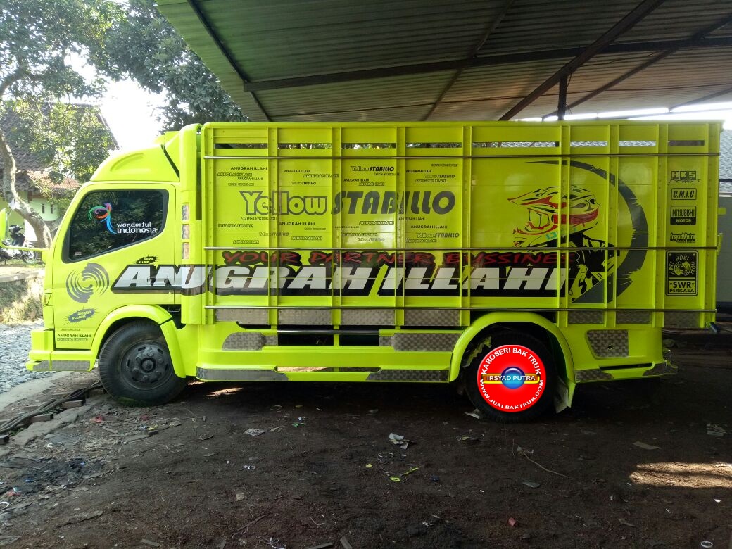 Modifikasi Truk Canter  Warna Kuning DESIGNER LAWAS