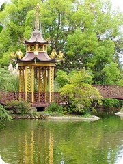 Villa_Durazzo-Pallavicini_-_Chinese_pagoda