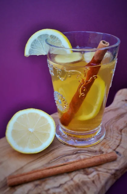 Fresh Ginger and Cinnamon Hot Toddy 