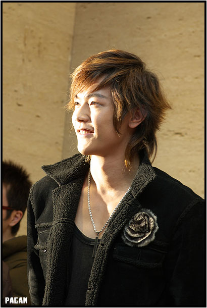 Asian Men Long Trendy Hairstyles 2009.