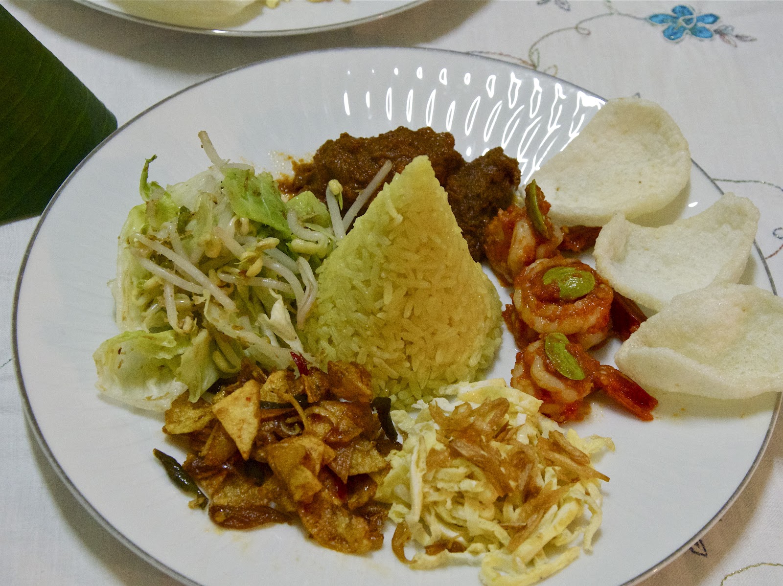 Indonesian Medan Food Nasi Tumpeng Mini  Individual Nasi 