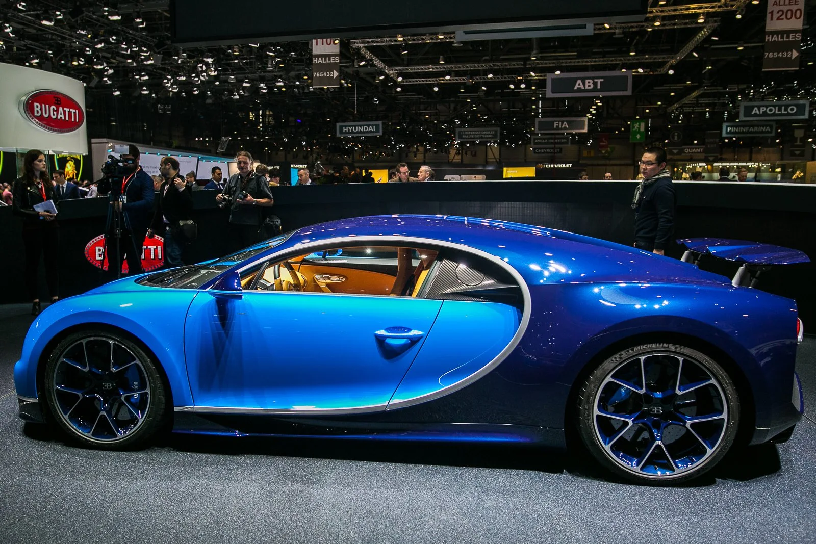 Mãn nhãn với dàn siêu xe hội tụ tại Geneva Motor Show 2016