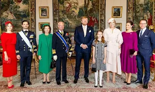 Princess Estelle meets godfather King Willem