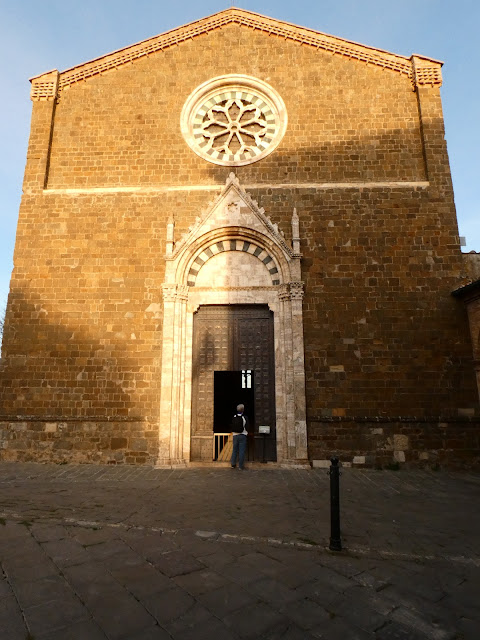 Sincerely Loree: Church of Sant'Agostino, Montalcino, IT