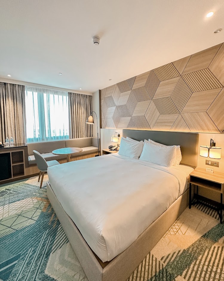 Staycation Series: Holiday Inn Cebu City