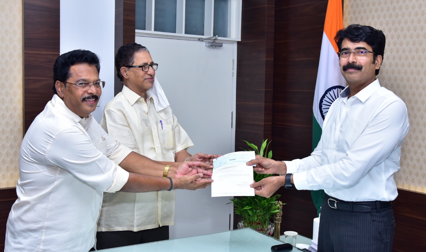 చిత్రం