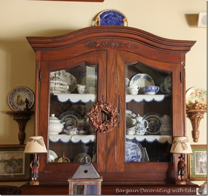 Hutch-Bargain Decorating with Laurie