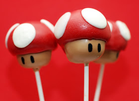 super mario mushroom cake pops by keriwgd