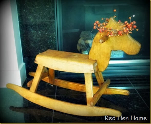 Red Hen Home Fall Mantel 8