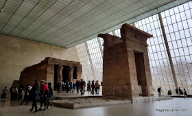 Templo egípcio de Dendur, no Metropolitan Museum de Nova York