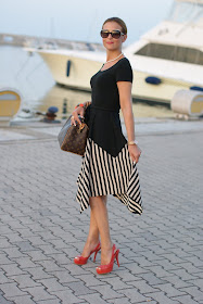 summer outfits, black and white striped dress, DKNY, Louis Vuitton Speedy 30 bag, Castaner coral heels, Fashion and Cookies