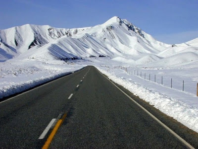 A Compilation of Beautiful Roads Seen On www.coolpicturegallery.net