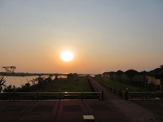 インレー湖の夕陽