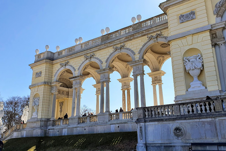 美泉宮的凱旋門 Gloriette Schönbrunn