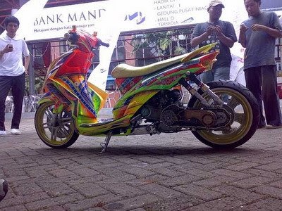 TREND MODIFIKASI SKUTER MATIK 2008 - Motorcycles Modification