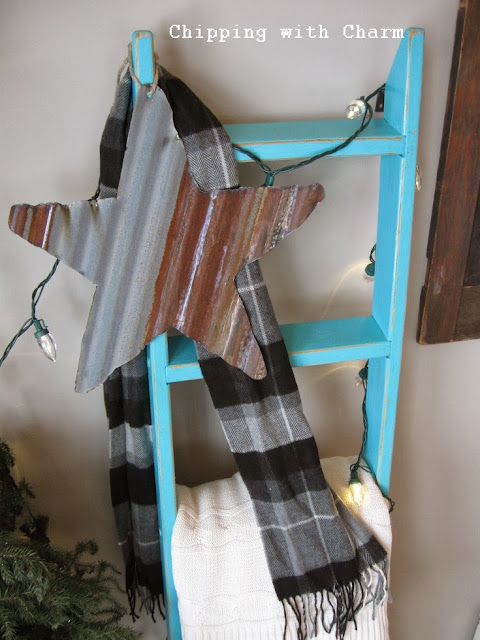 Chipping with Charm: Small Barn Tin Star on Ladder...http://www.chippingwithcharm.blogspot.com/