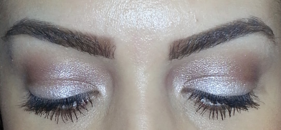 Pacifica Natural Mineral Coconut Eye Shadow in Ethereal