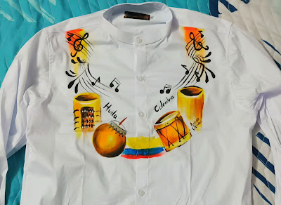 Camisas pintadas a mano