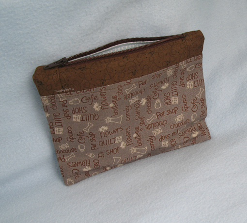 Small Zippered Pouch ~ Threading My Way