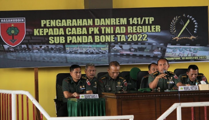 Wakil Ketua Sub Panda Bone, Bacakan Sambutan Danrem 141/Tp di Depan Caba PK TNI AD Sebanyak 827 Orang 