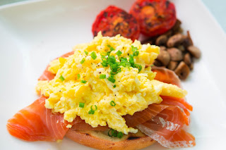 Scrambled Eggs with Lox (Smoked Salmon)