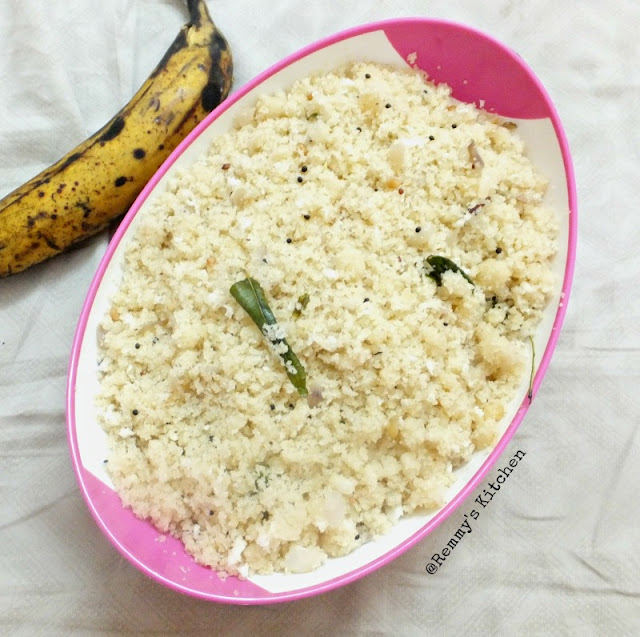 Uppumavu / Rava upma / Sooji upma / Kerala style rava upma