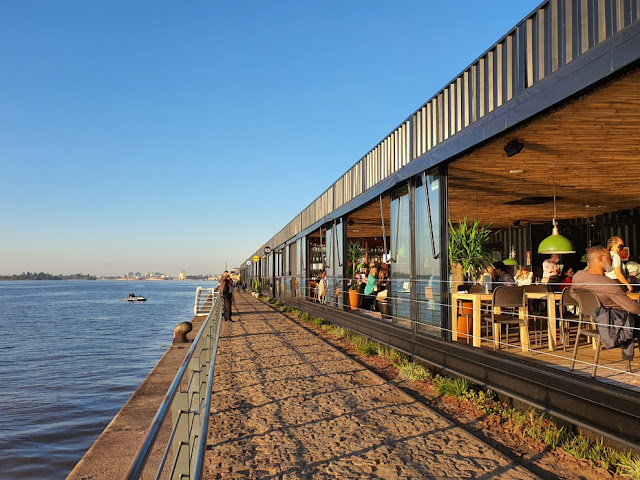 Cais Embarcadero em Porto Alegre