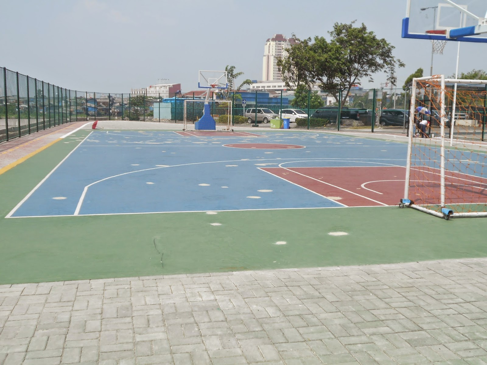 Jaring lapangan futsal: Agustus 2014