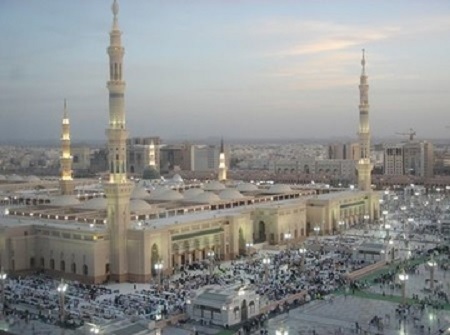 Breaking! Bomb Explosion Hits Medina Outside Prophet Muhammed's Burial Site in Saudi Arabia