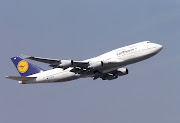 La compañía aérea alemana Lufthansa aumentará de seis a siete las . (lufthansa abtd fra)