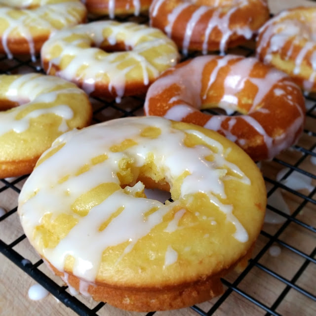 Baked Lemon Cake Donuts