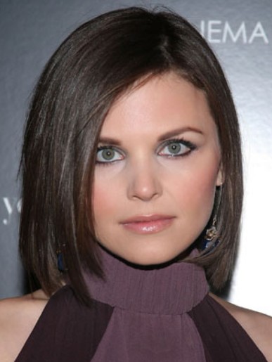haircuts for women with round faces. hairstyles for round faces