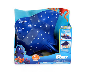 finding dory swigglefish mr. ray case playset 