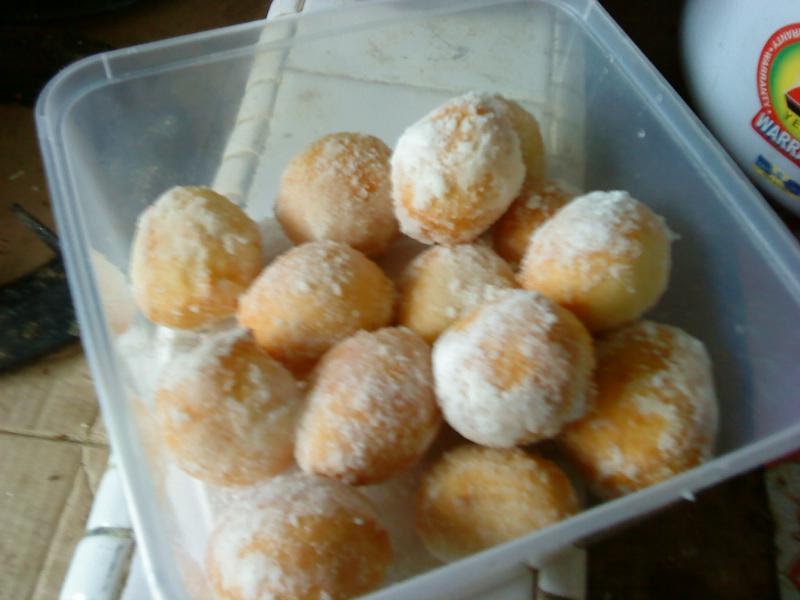 :: l a t i f a h s u l e i m a n ::: Donut 1432 :: l a t i f a h s u l e i m a n ::: Donut 1432