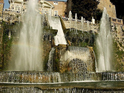 Beautiful fountains Around the World