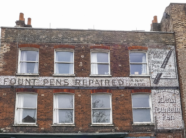 Advertising, history, Stoke Newington