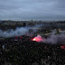 FRANCIA EN CRISIS Y PRESIÓN PARA PRESIDENTE ENMANUEL MACRÓN POR SEGUNDA JORNADA DE HUELGA Y MANIFESTACIONES EN TODO EL PAÍS CONTRA LA REFORMA DE LAS PENSIONES