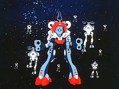 Macross's Kamujin has a cunning plan to intercept Misa; Robotech's Khyron just plans to overwhelm the humans.